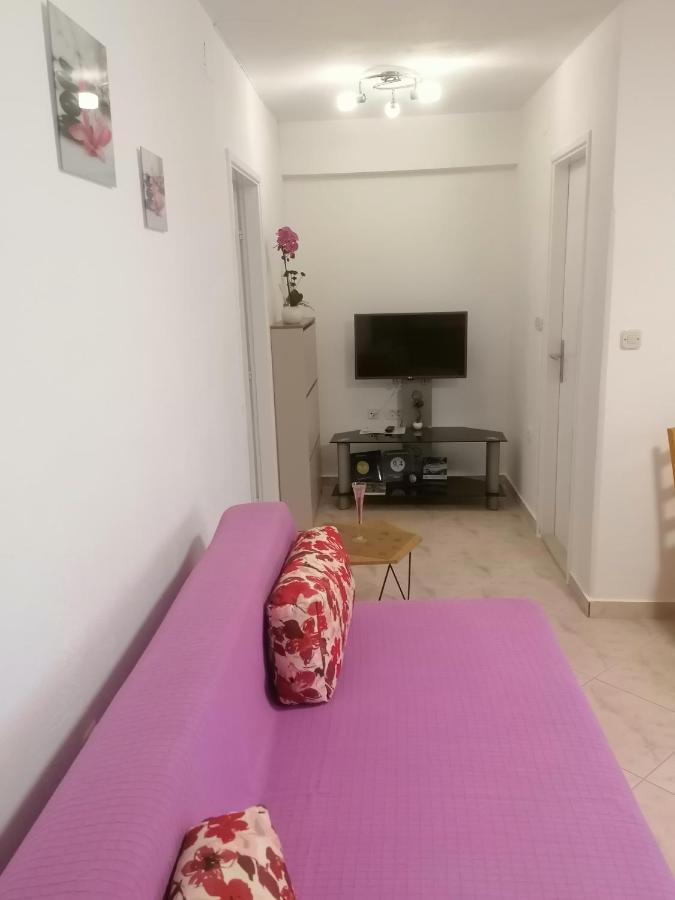 Apartment Maris Posedarje Bagian luar foto